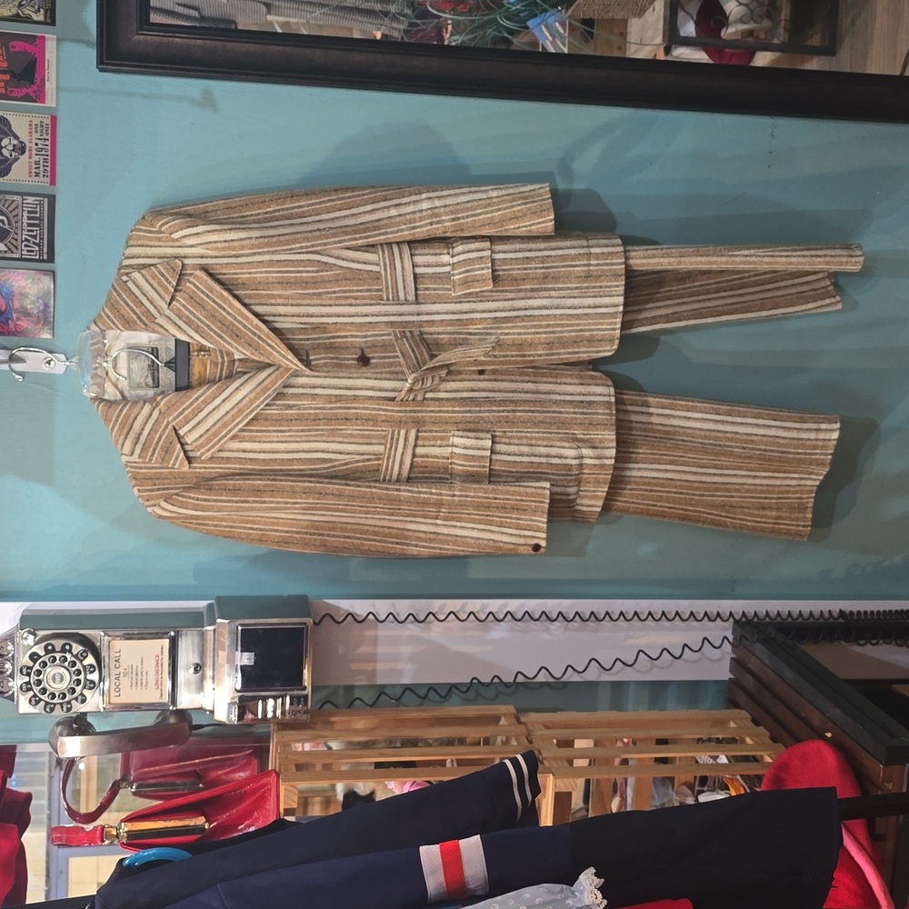 Vintage 70s Donegal Handwoven Tweed Suit with belt